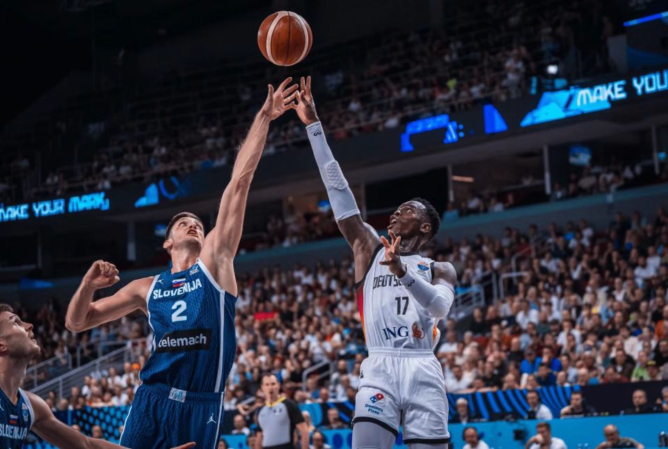 四强当中, iW, 先说说这两 四强当中, iW, 先说说这两