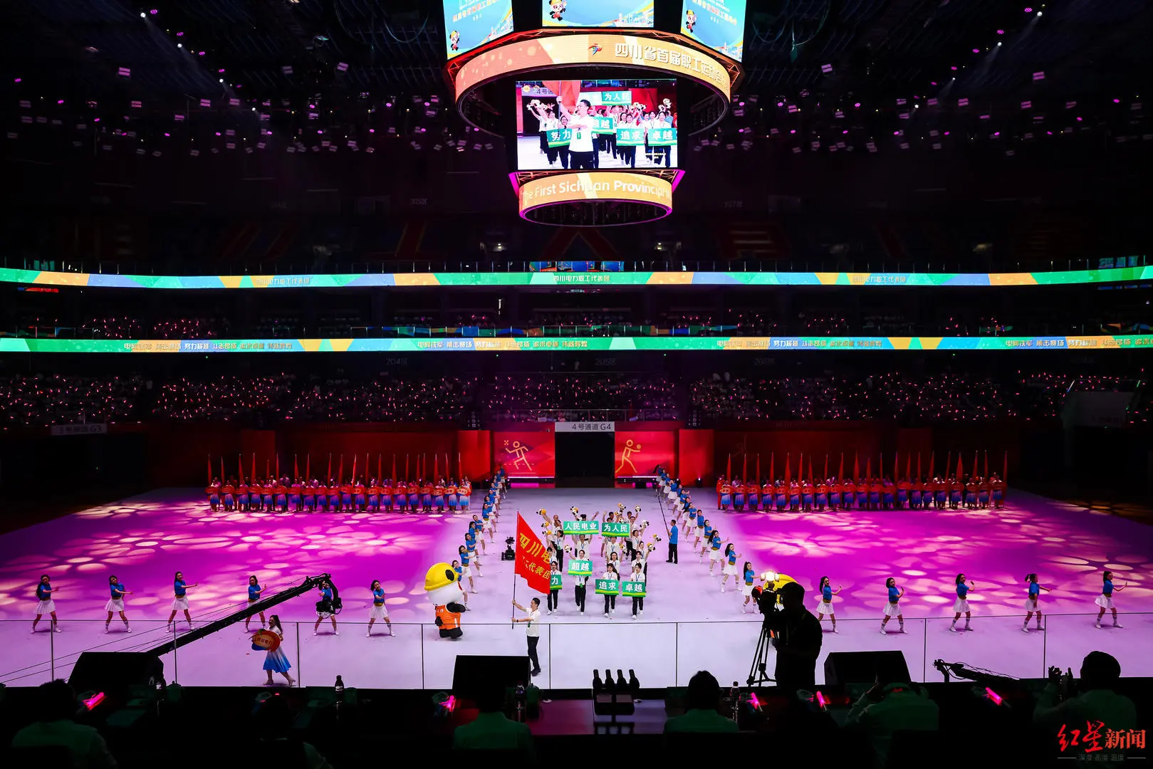 他们庄严承, 挑战赛, 现场比赛决