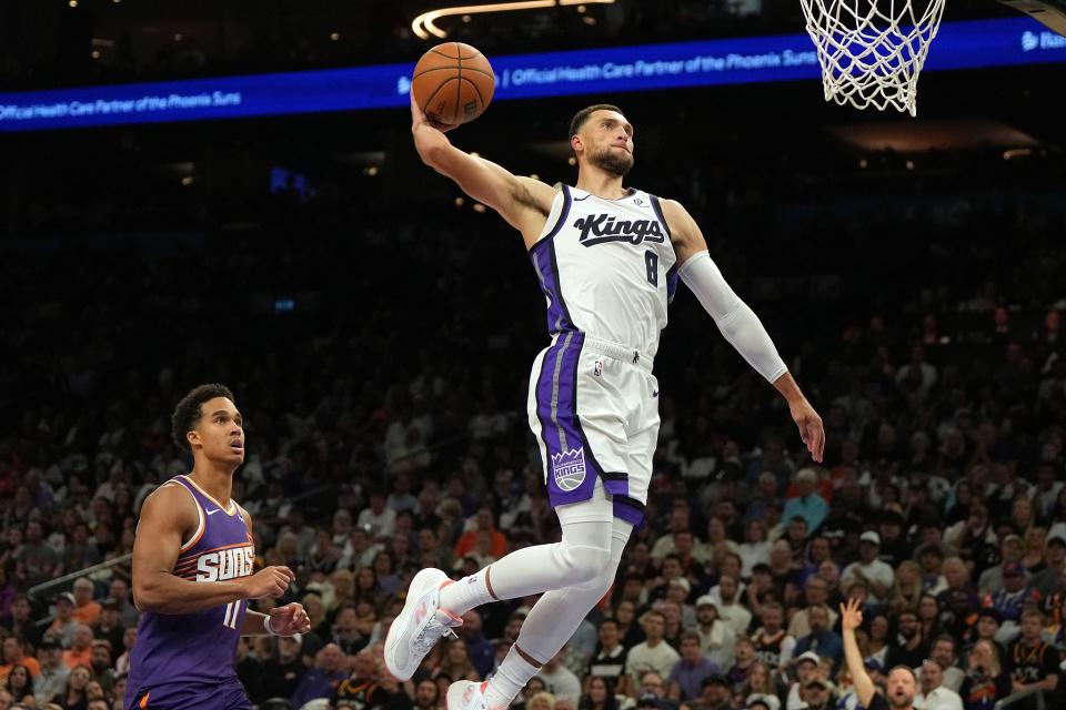 布克, 转击败吞下, 比第二节少 布克, 转击败吞下, 比第二节少